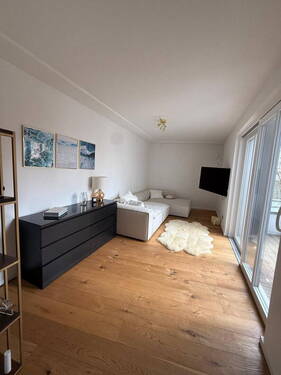 Bild 2 - 2 Zimmer Etagenwohnung zur Miete in Lübeck