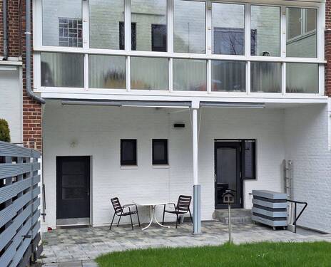 Blick auf Terrasse und Wintergarten 1. OG - 6 Zimmer Mehrfamilienhaus, Wohnhaus zum Kaufen in Mönchengladbach