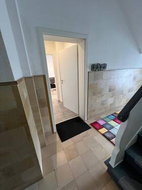 Hausflur - Mehrfamilienhaus, Wohnhaus mit 220,00 m&sup2; in Mönchengladbach zum Kaufen