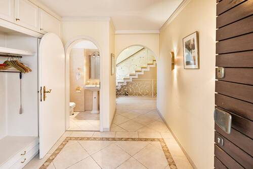 Garderobe - 