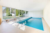 Schwimmhalle - 