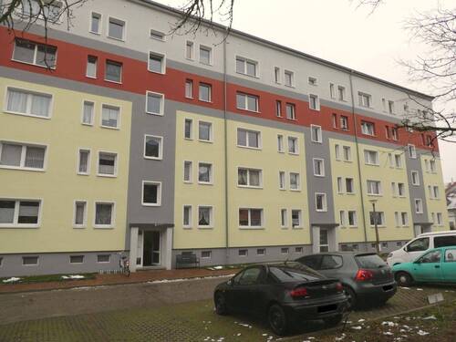 Hausansicht - 2 Zimmer Etagenwohnung zur Miete in Bad Düben