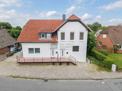 Außenansicht - Modernisiert! MFH mit 4 Wohneinheiten in ruhiger Lage von Hohenaspe