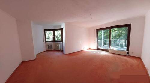 Blick ins Wohnzimmer - 
