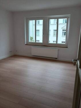 Wohnzimmer - 2 Zimmer Etagenwohnung in Chemnitz