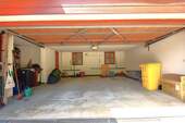 Garage mit Fernsender und Zugang in den G - 
