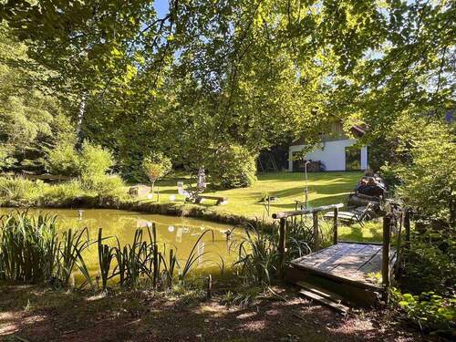 Bild 3 - 9 Zimmer Einfamilienhaus in Glashütten