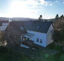 Geschmackvoll und durchdacht renoviertes, ehemaliges Bauernhaus, mit separater Einliegerwohnung und zusätzlichem Baugrundstück - Lorscheid