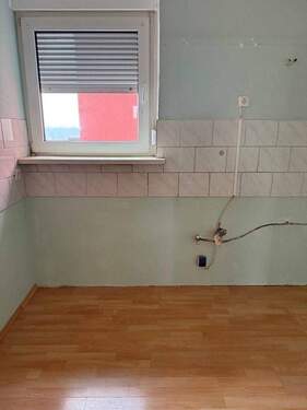 Geräumige 4-Zimmerwohnung mit toller Aussicht zu verkaufen! in Nienburg (Weser) - 