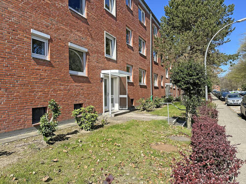 Straßenansicht - Etagenwohnung mit 91,00 m&sup2; in Hamburg zum Kaufen