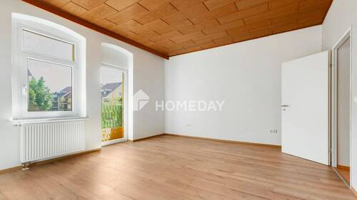 Wohnzimmer 1 - Stilvoll Wohnen mit Altbauflair - 3-Zimmer-Wohnung in ruhiger Lage von Marktredwitz