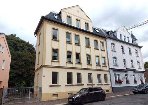 Ansicht - Kleine 2-R-Whg. im Hochparterre in geplegtem MFH