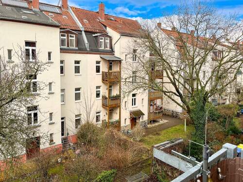 Blick vom Balkon - 2 Zimmer Etagenwohnung in Leipzig