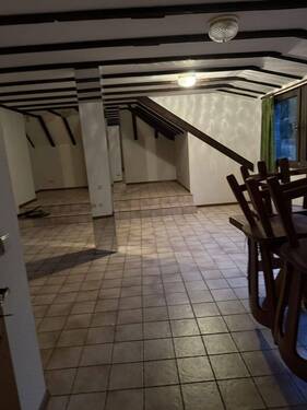 Bild 2 - 3 Zimmer Etagenwohnung zur Miete in Krefeld