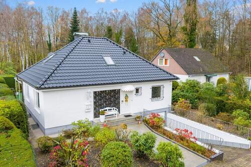 Vorderseite - 5 Zimmer Einfamilienhaus in Börnsen