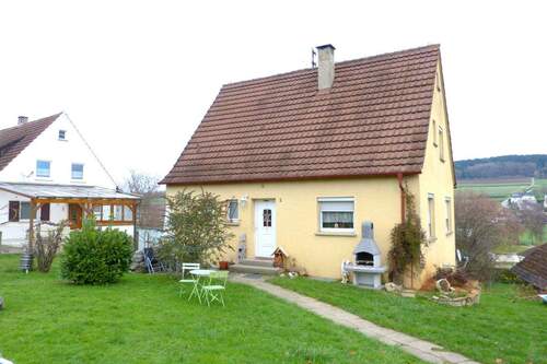 Bild 1 - Gemütliches EFH mit großem Garten in Göffingen