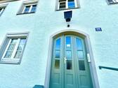 Ihr Hauseingang - Etagenwohnung mit 60,00 m² in Kelheim zum Kaufen