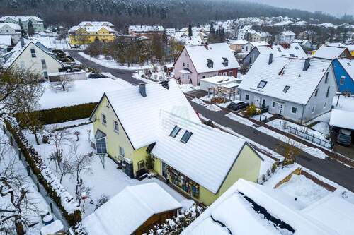 Luftaufnahme - Einfamilienhaus mit 145,00 m&sup2; in Sulzbach-Rosenberg zum Kaufen