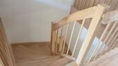 Echtholztreppe zum OG und DG - 