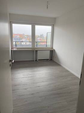 Zimmer 3 - 