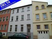 Hausansicht - interessant geschnittene 2-Raum Wohnung