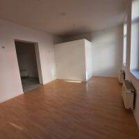 Wohnen - 2 Zimmer Etagenwohnung zur Miete in Gera
