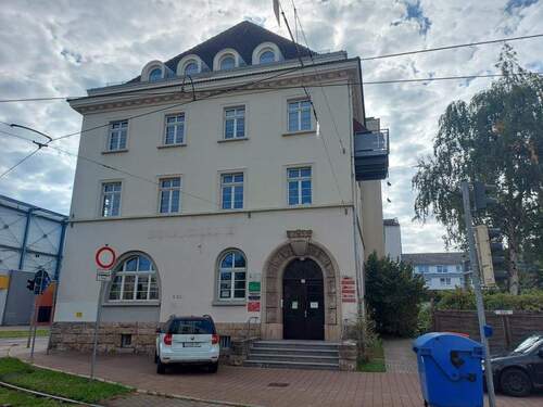 Ansicht Eingang - Büro oder Praxiseinheit mit 3 Zimmern und Lift, SP