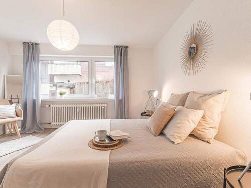 Schlafzimmer - 3 Zimmer Etagenwohnung zum Kaufen in München