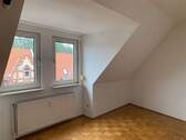 Schlafzimmer - 2 Zimmer Etagenwohnung zur Miete in Osterode am Harz