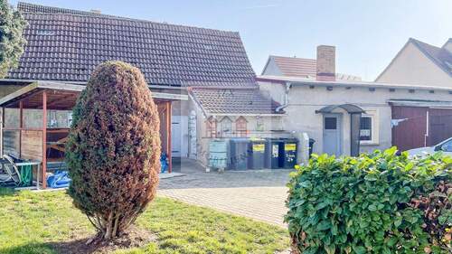 Garten/Hintergebäude - 