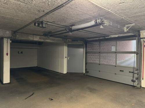 Tiefgaragenstellplatz - 