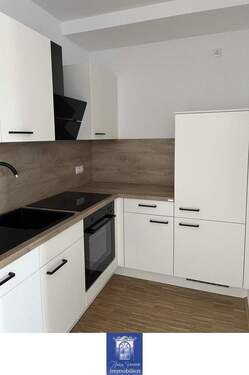 EBK - Etagenwohnung mit 46,10 m&sup2; in Arnsdorf zur Miete