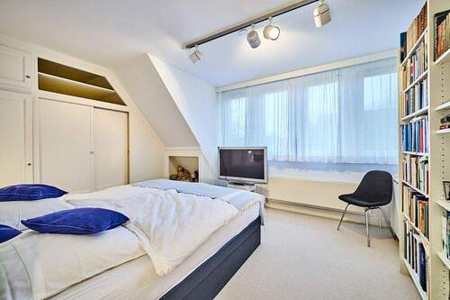 Schlafzimmer 1 DG - 