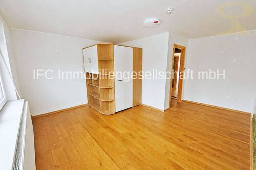 Kinderzimmer 1 im OG - 