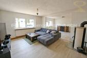 Wohnzimmer im EG - 