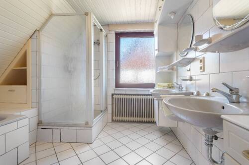 Bad Dachgeschoss - 