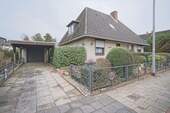 Frontansicht mit Garage - 4 Zimmer Einfamilienhaus zum Kaufen in Bremerhaven