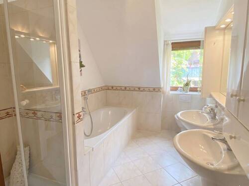 Helles Bad - 