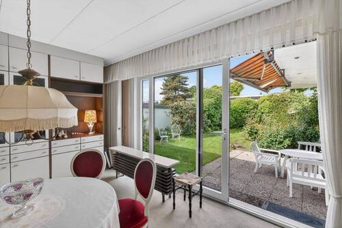 Esszimmer mit Terrassenzugang - 4 Zimmer Bungalow in Braunschweig
