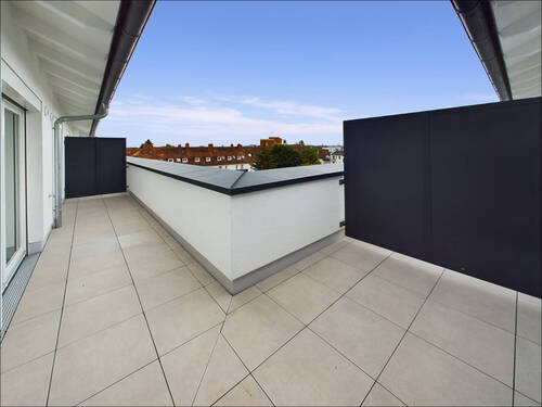 Dachterrasse - 'BS LIVING' 5 Zimmer Neubau - Penthousewohnung mit Dachterrasse in Offenbach