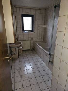 EG: Badezimmer - 