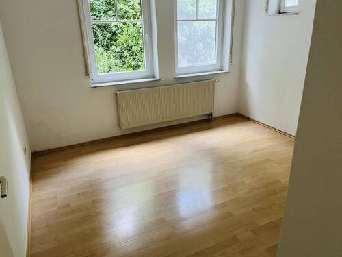 Büro / Kind - 3 Zimmer Etagenwohnung in Herrenberg