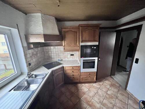 Einbauküche - 3 Zimmer Etagenwohnung zur Miete in Forchheim