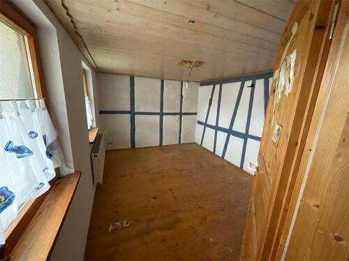 Zimmer 2 - 