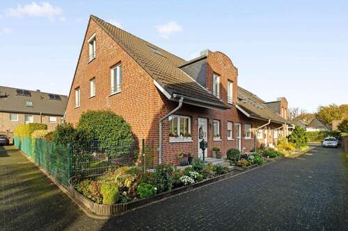 Frontansicht - Ihr neues Zuhause in Langenfeld - komfortabel, modern, familienfreundlich