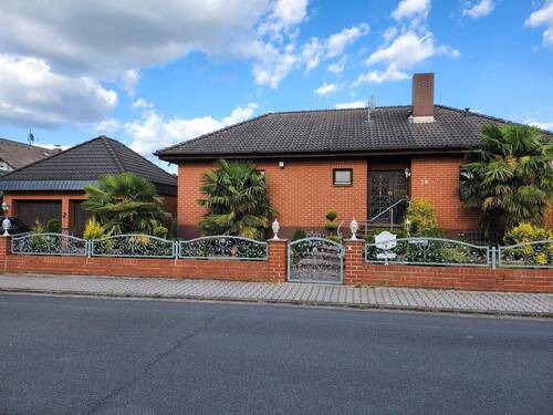 Bild2 Eisenachstr. 14 - Gepflegter Bungalow in Leeheim - 530.000,00&nbsp;EUR Kaufpreis, ca.&nbsp; 120,00&nbsp;m&sup2;&nbsp;Wohnfl&auml;che
