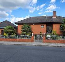 Gepflegter Bungalow in Leeheim - 530.000,00&nbsp;EUR Kaufpreis, ca.&nbsp; 120,00&nbsp;m&sup2;&nbsp;Wohnfl&auml;che in Riedstadt (PLZ: 64560) Leeheim