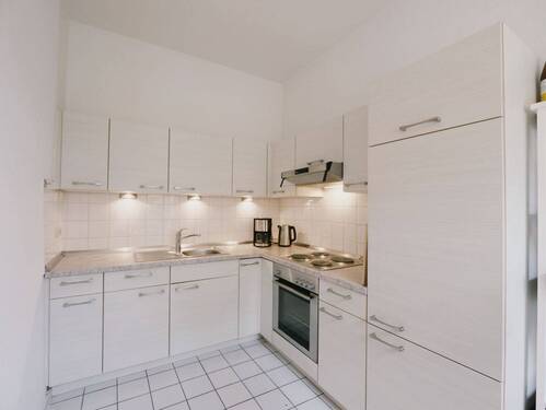 helle Einbauküche - 2 Zimmer Etagenwohnung in Rendsburg
