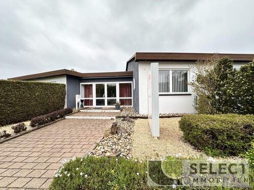 Eingangsbereich - Halle zum Kaufen in Großrosseln