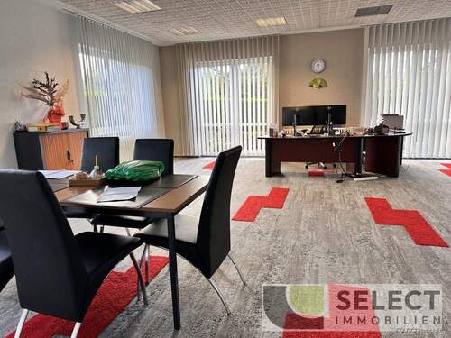 Büro- Besprechung - 